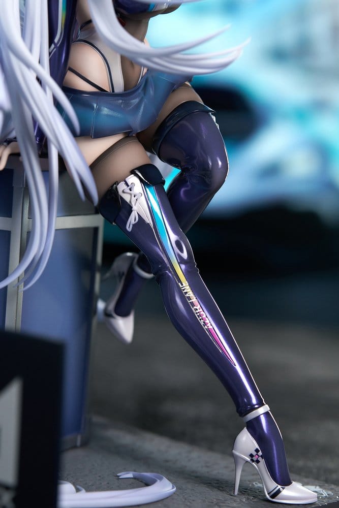 PREORDINE+ 04/2027 (NON CANCELLABILE) Azur Lane PVC Figure 1/7 Shinano Moonlit Chrome Ver. Acrylic Special Edition w/Display 25 cm