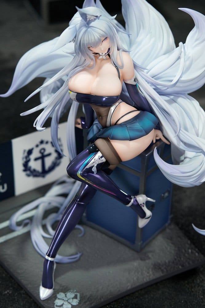 PREORDINE+ 04/2027 (NON CANCELLABILE) Azur Lane PVC Figure 1/7 Shinano Moonlit Chrome Ver. Acrylic Special Edition w/Display 25 cm