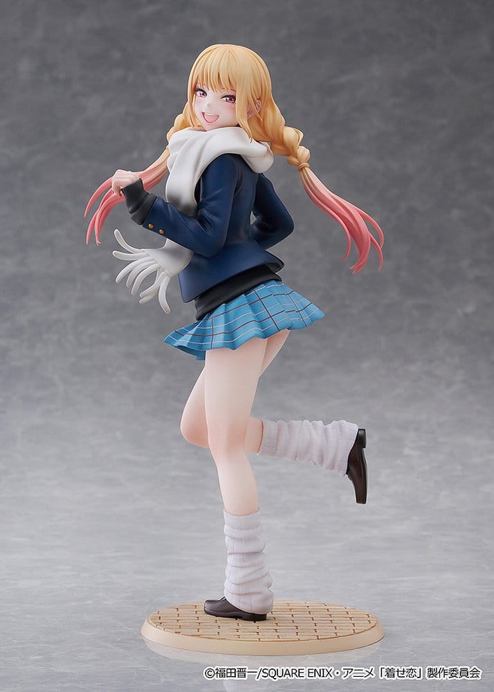 PREORDINE+ CHIUSO 03/2027 (NON CANCELLABILE) My Dress Up Darling Statue 1/7 Marin Kitagawa: Winter Uniform Ver. 23 cm