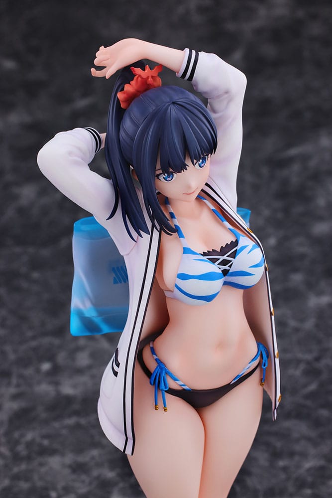 PREORDINE+ 03/2026 SSSS.Gridman PVC Statue 1/7 Rikka Takarada 24 cm