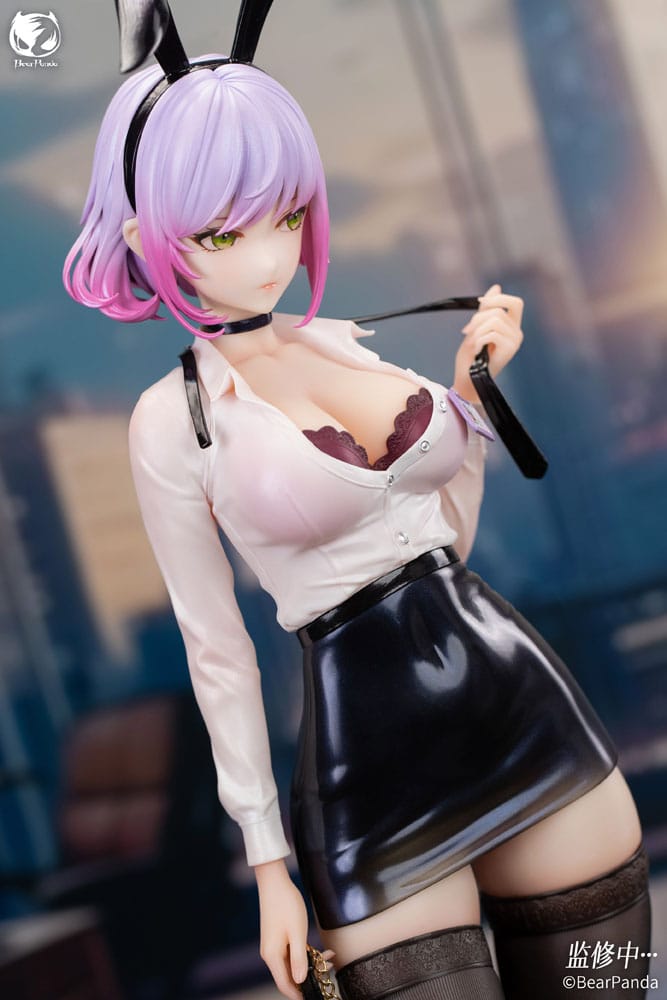 PREORDINE 07/2026 Original Character PVC Statue 1/4 Luna Illustration by YD 45 cm (PREORDINE NON CANCELLABILE)