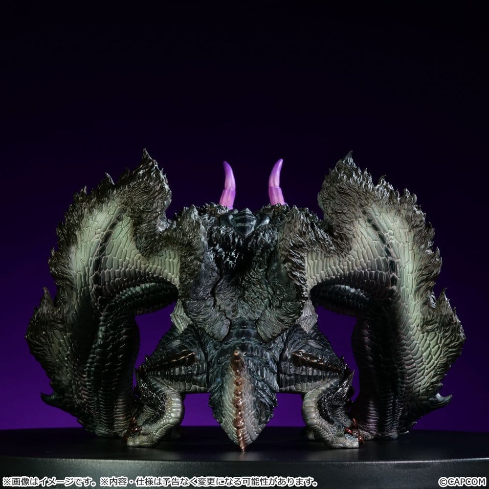 PREORDINE+ 05/2027 Monster Hunter Vinyl Figure Gore Magala