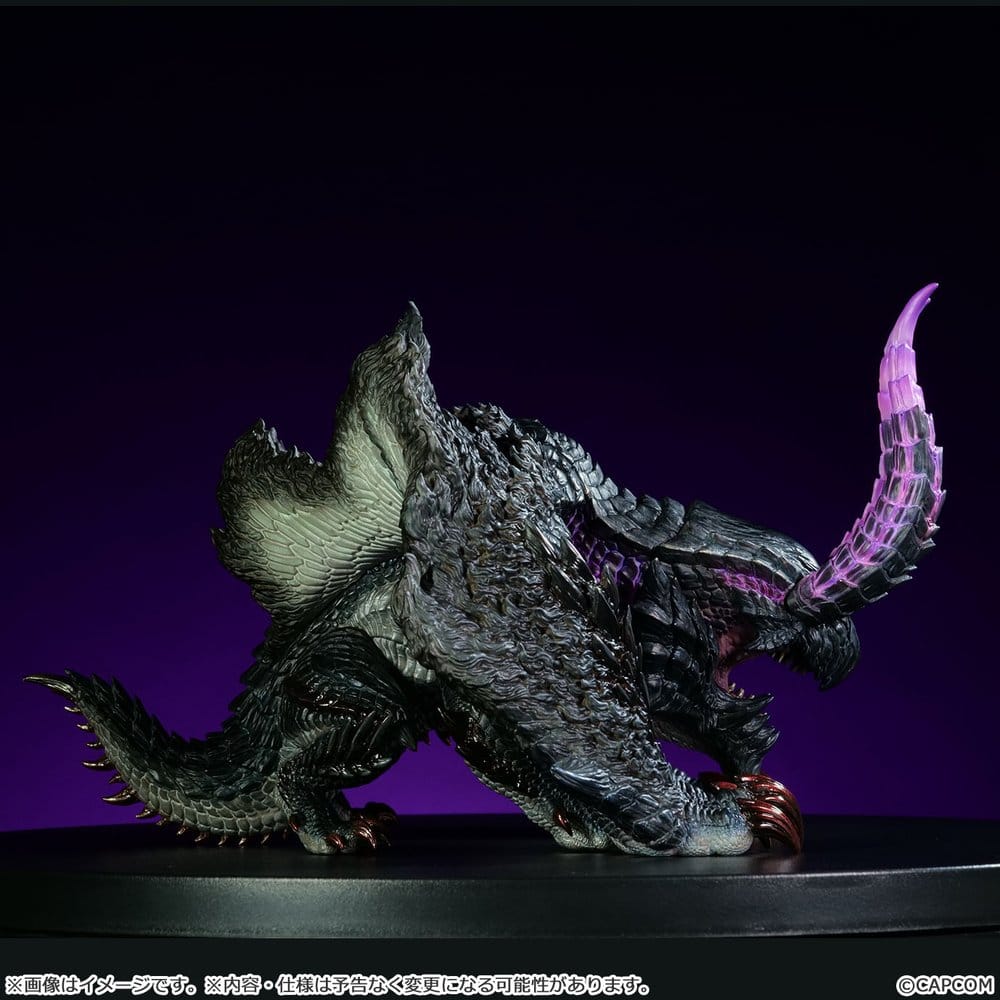 PREORDINE+ 05/2027 Monster Hunter Vinyl Figure Gore Magala