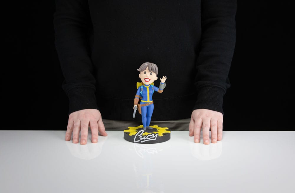 🧪 LAB | SU ORDINAZIONE Fallout Vinyl Figure Lucy 20 cm
