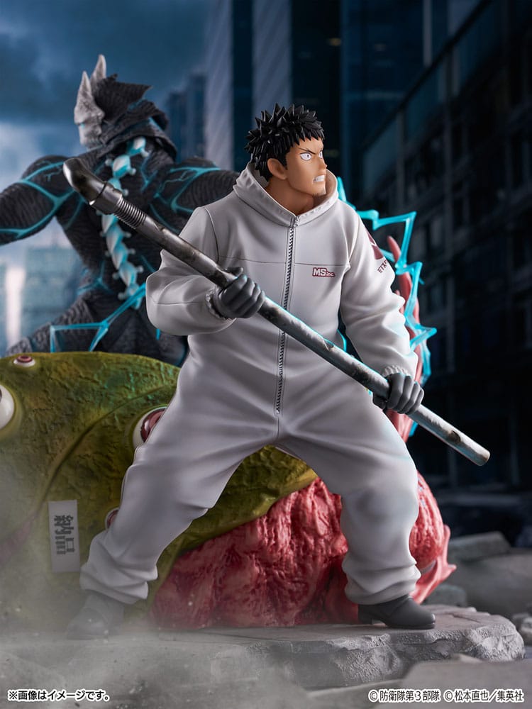PREORDINE+ 04/2027 Kaiju No.8 SHIBUYA SCRAMBLE FIGURE PVC Statue 1/7 Kaiju No.8 & Kafka Hibino 29 cm