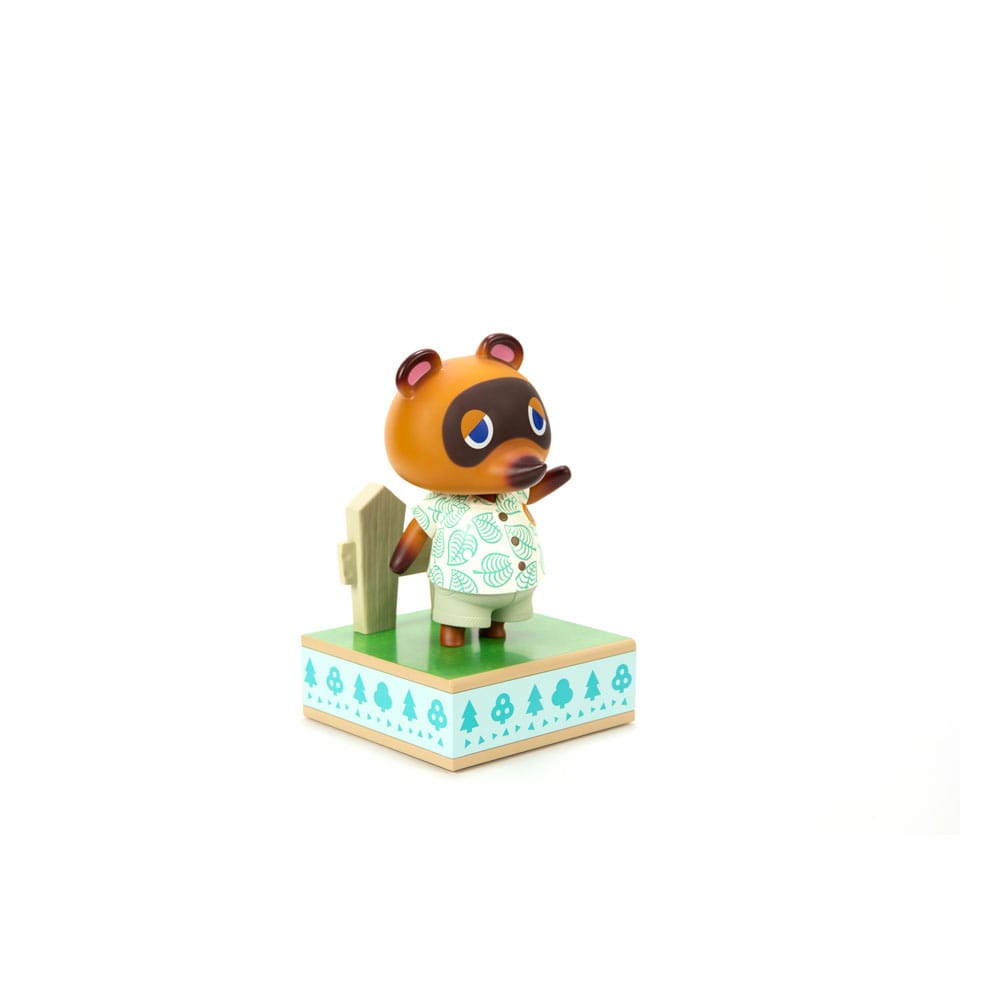 PREORDINE 09/2025 Animal Crossing: New Horizons PVC Statue Tom Nook 22 cm (PREORDINE NON CANCELLABILE)
