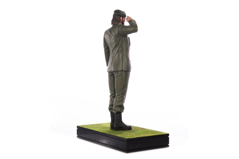 PREORDINE CHIUSO 12/2025 Metal Gear Solid 3: Snake Eater Statue 1/4 Big Boss Requiem 55 cm (PREORDINE NON CANCELLABILE)