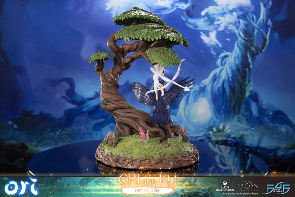 PREORDINE 06/2026 Ori and the Will of the Wisps Statue Ori and Ku Day Ver. 38 cm (PREORDINE NON CANCELLABILE)