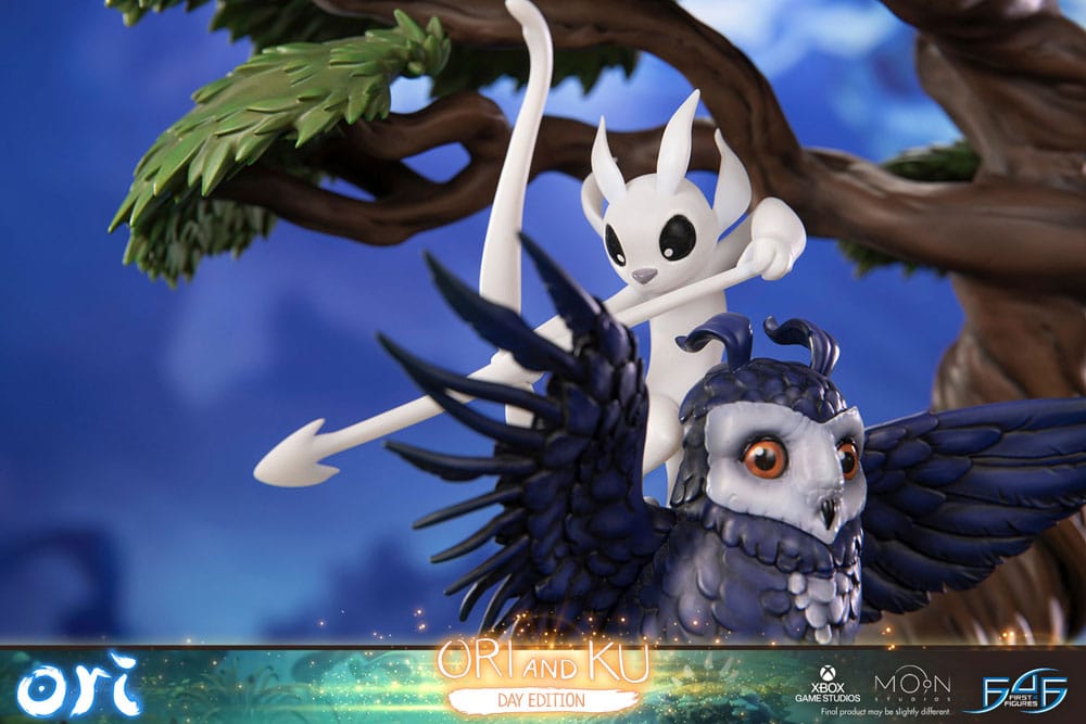 PREORDINE 06/2026 Ori and the Will of the Wisps Statue Ori and Ku Day Ver. 38 cm (PREORDINE NON CANCELLABILE)