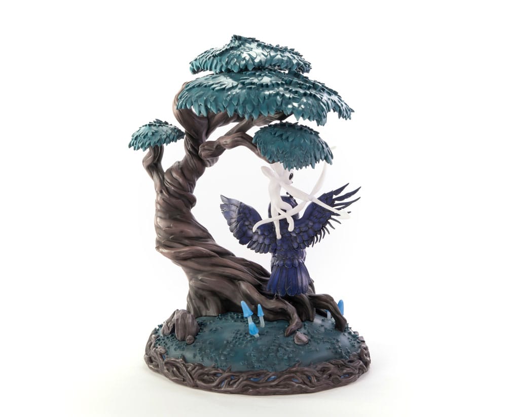 PREORDINE 06/2026 Ori and the Will of the Wisps Statue Ori and Ku Night Ver. 38 cm (PREORDINE NON CANCELLABILE)