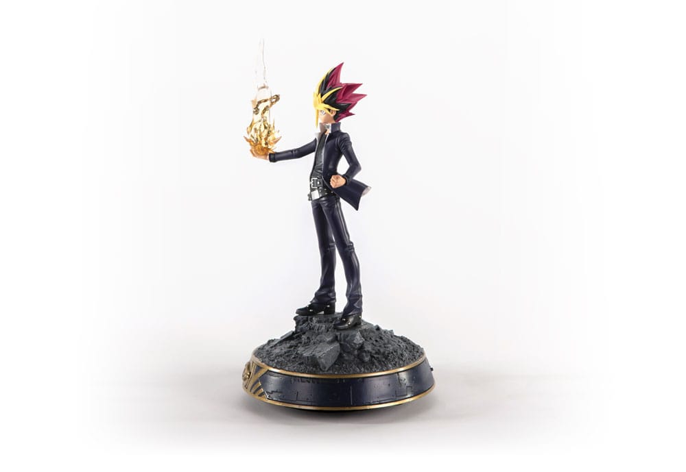 PREORDINE 06/2026 Yu-Gi-Oh! Statue Yami Yugi 31 cm (PREORDINE NON CANCELLABILE)