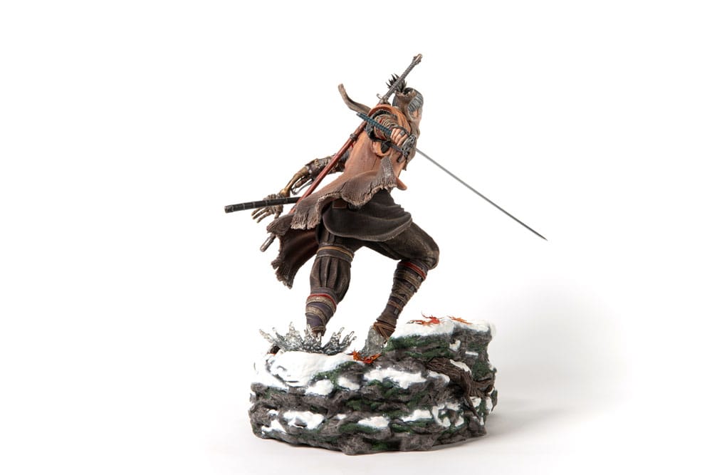 PREORDINE 09/2026 Sekiro: Shadows Die Twice Statue Sekiro 32 cm (PREORDINE NON CANCELLABILE)