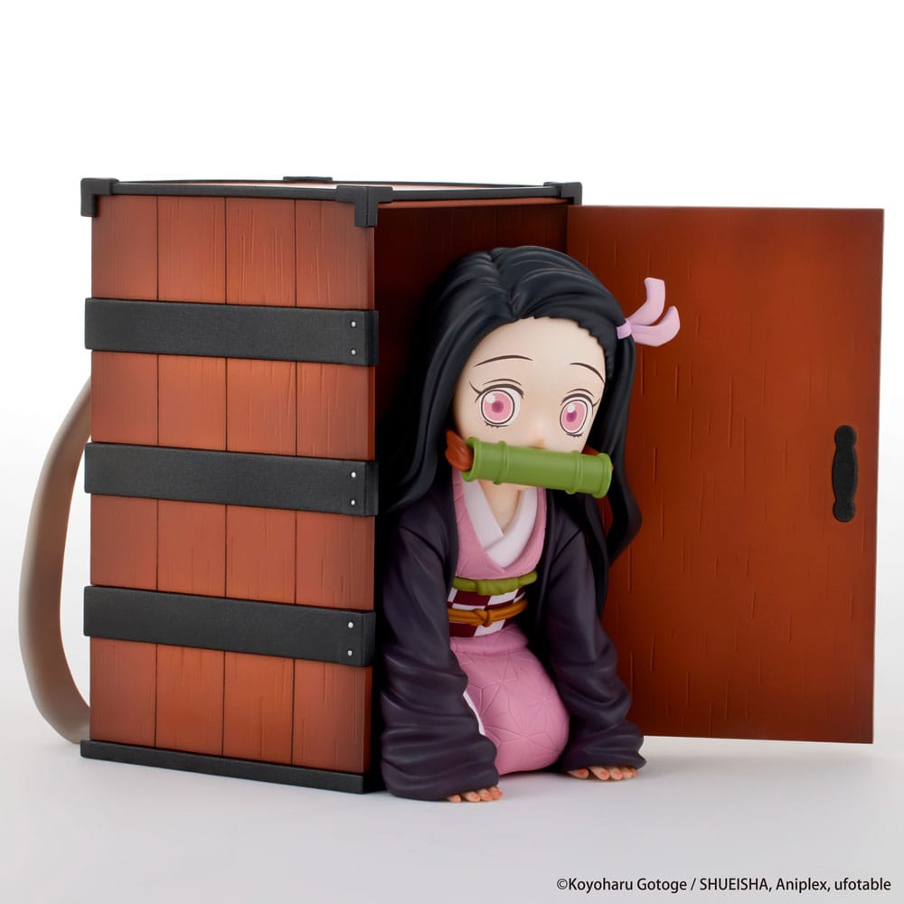 PREORDINE ESAURITO Demon Slayer: Kimetsu no Yaiba Figure PVC Statue Nezuko in Box 11 cm
