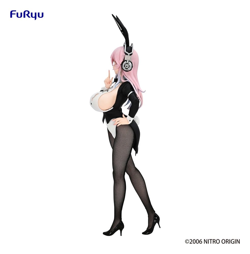 PREORDINE+ 06/2027 Super Sonico BiCute Bunnies PVC Figure Newly Drawn Costume Tailcoat Ver. 30 cm