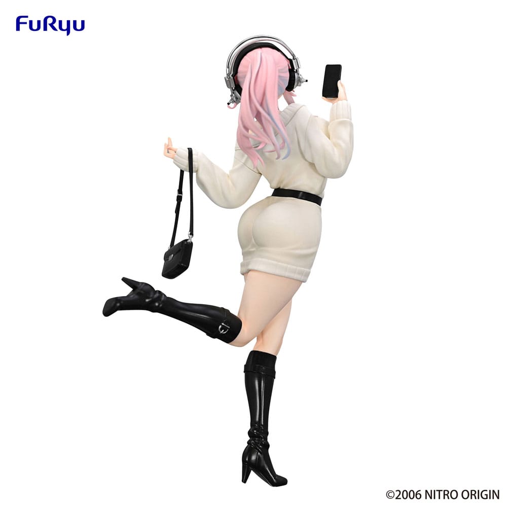IN STOCK Super Sonico Trio-Try-iT PVC Statue Winter Memory Ver. 21 cm
