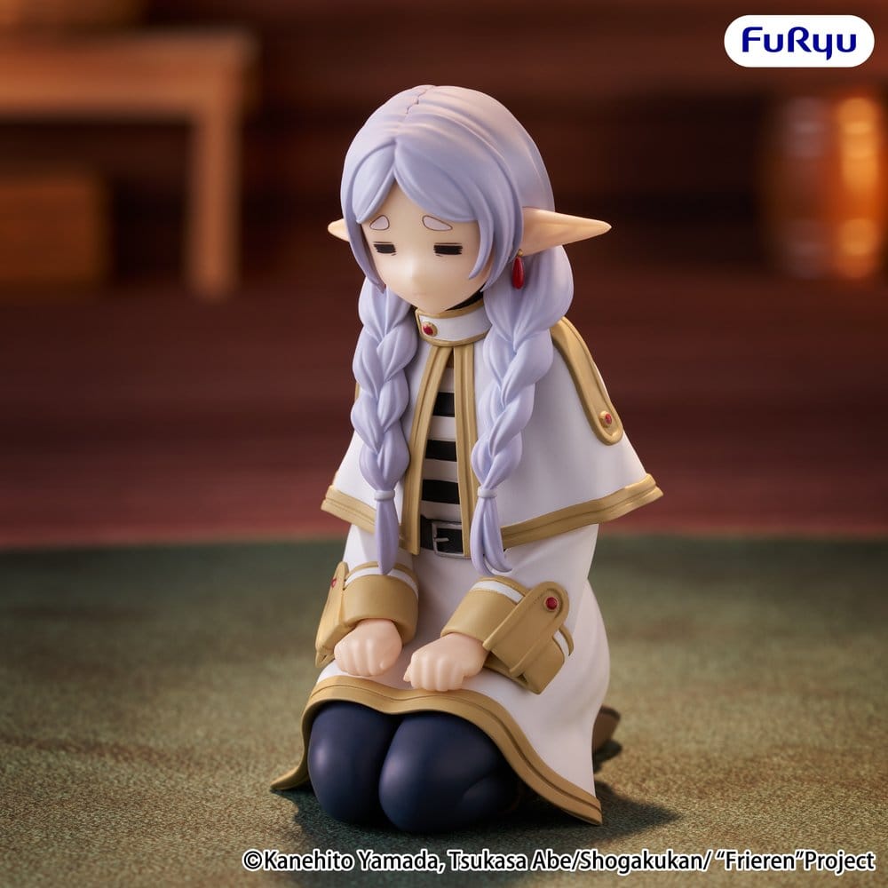 PREORDINE+ 10/2026 Frieren: Beyond Journey's End Noodle Stopper PVC Figure Frieren Downcast Ver. 9 cm