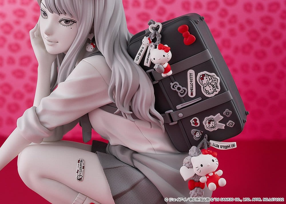 PREORDINE+ 08/2027 Junji Ito PVC Figure Gyaru Tomie x Hello Kitty 14 cm