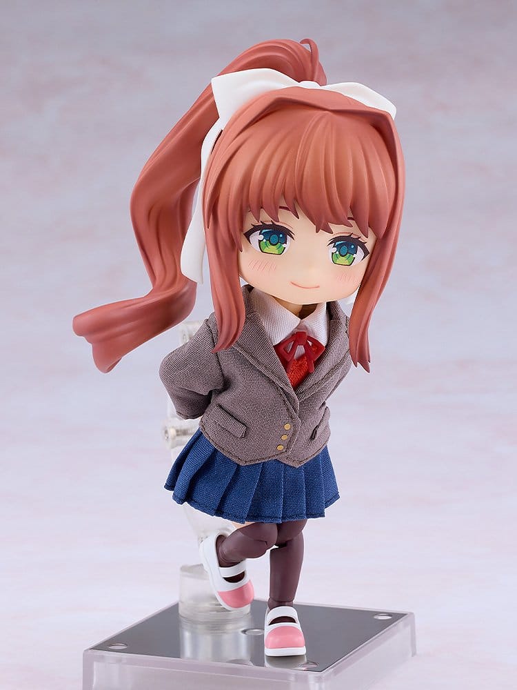 PREORDINE+ 09/2027 Doki Doki Literature Club! Nendoroid Doll Action Figure Monika 14 cm