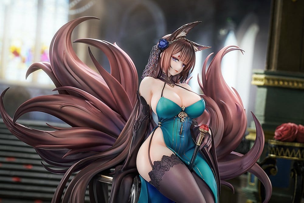 PREORDINE+ 07/2027 Azur Lane PVC Statue 1/7 Amagi: Throne of Fallen Petals Ver. 27 cm