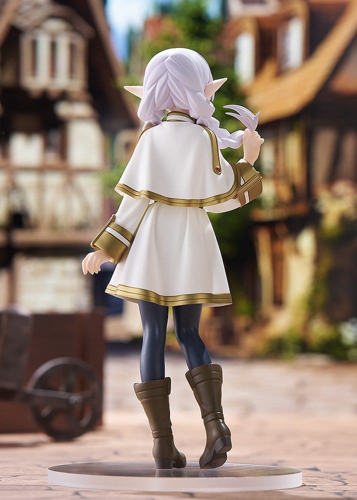 PREORDINE+ 01/2027 Frieren: Beyond Journey's End Pop Up Parade Frieren: Braids Ver. 17 cm