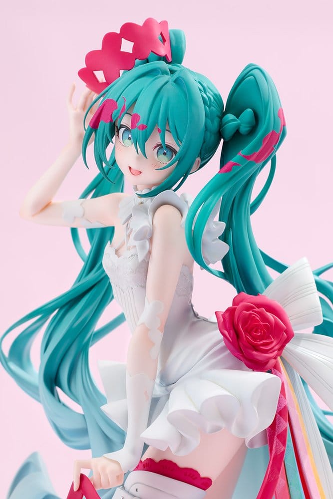 VORBESTELLUNG+ 01/2028 Hatsune Miku GT Project G.S. Collection PVC Figur 1/7 Racing Miku 15th "Rhapsody" 2010-2025 27 cm