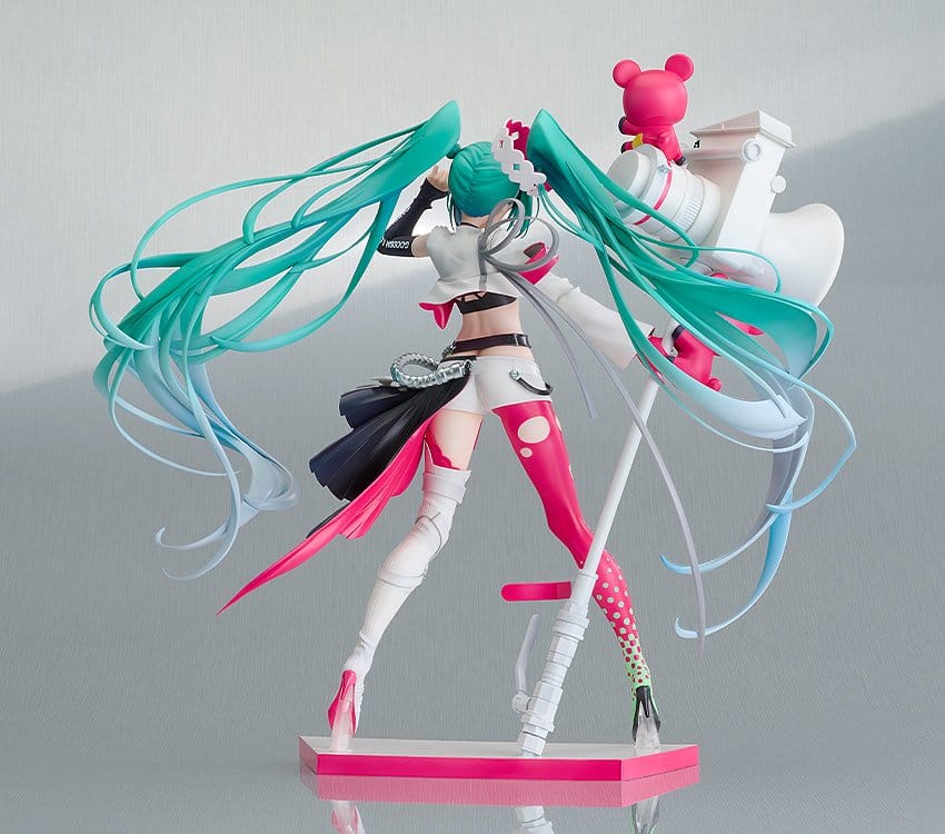 PREORDINE+ 05/2027 Hatsune Miku GT Project PVC Statue 1/7 Racing Miku 2025 Ver. 28 cm