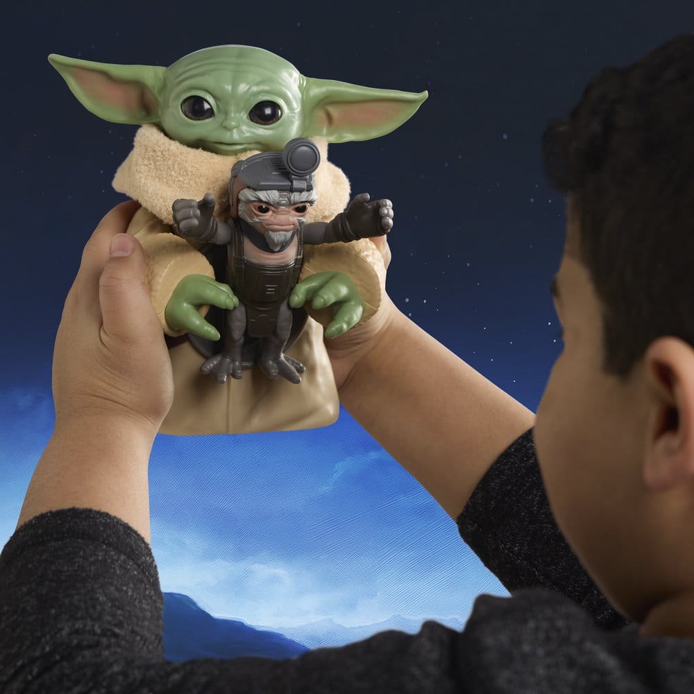 🧪 LAB | SU ORDINAZIONE Star Wars: The Mandalorian & Grogu Electronic Action Figure Huggin' Grogu & Anzellan 17 cm
