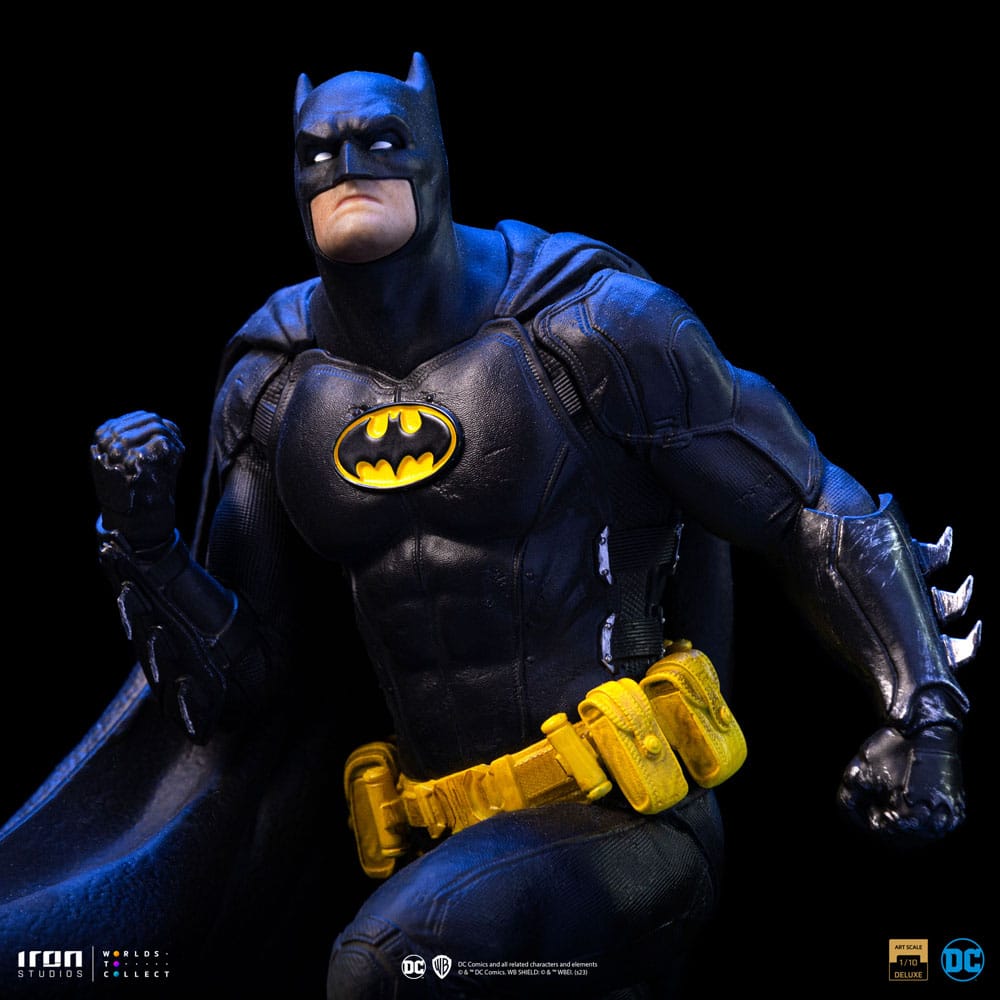 PREORDINE ESAURITO DC Comics BDS Art Scale Statue 1/10 Batman Deluxe (Black Version Exclusive) heo EU Exclusive 30 cm (PREORDINE NON CANCELLABILE)