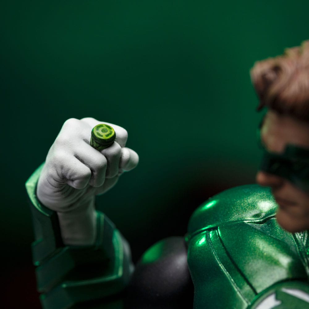 🧪 LAB | PREORDINE+ 01/2027 DC Comics Art Scale Deluxe Statue 1/10 Green Lantern Unleashed 24 cm