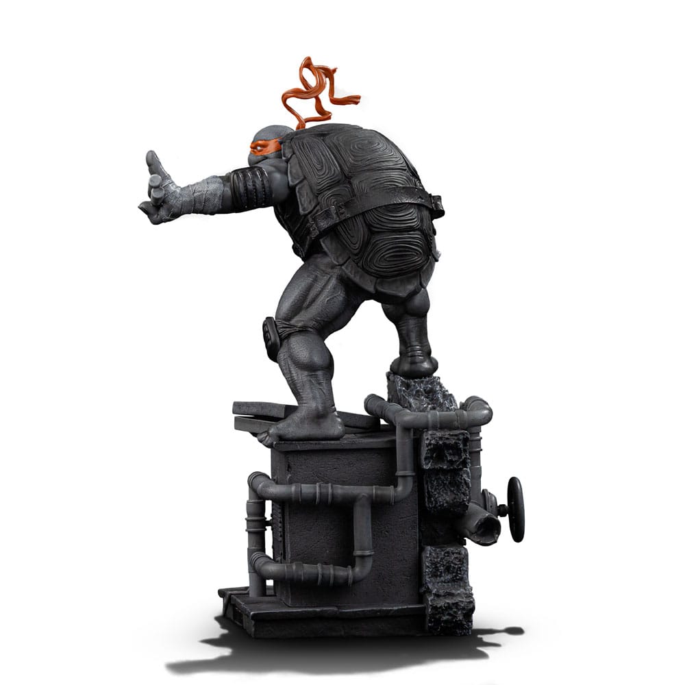 🧪 LAB | SU ORDINAZIONE Teenage Mutant Ninja Turtles Art Scale Statue 1/10 Michelangelo Black and White Variant 26 cm heo exclusive