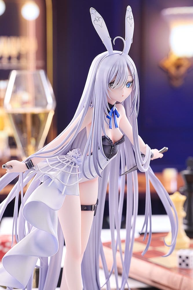 PREORDINE+ 02/2027 Playing Death Games to Put Food on the Table Wolf PVC Statue 1/7 Holo Light Novel bunny Ver. illustration by Jyuu Ayakura 23 cm