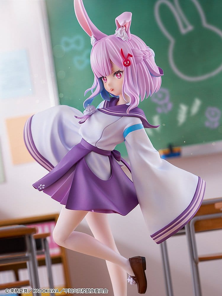 PREORDINE+ 01/2027 A Misanthrope Teaches a Class for Demi-Humans Statue 1/6 Sui Usami 28 cm