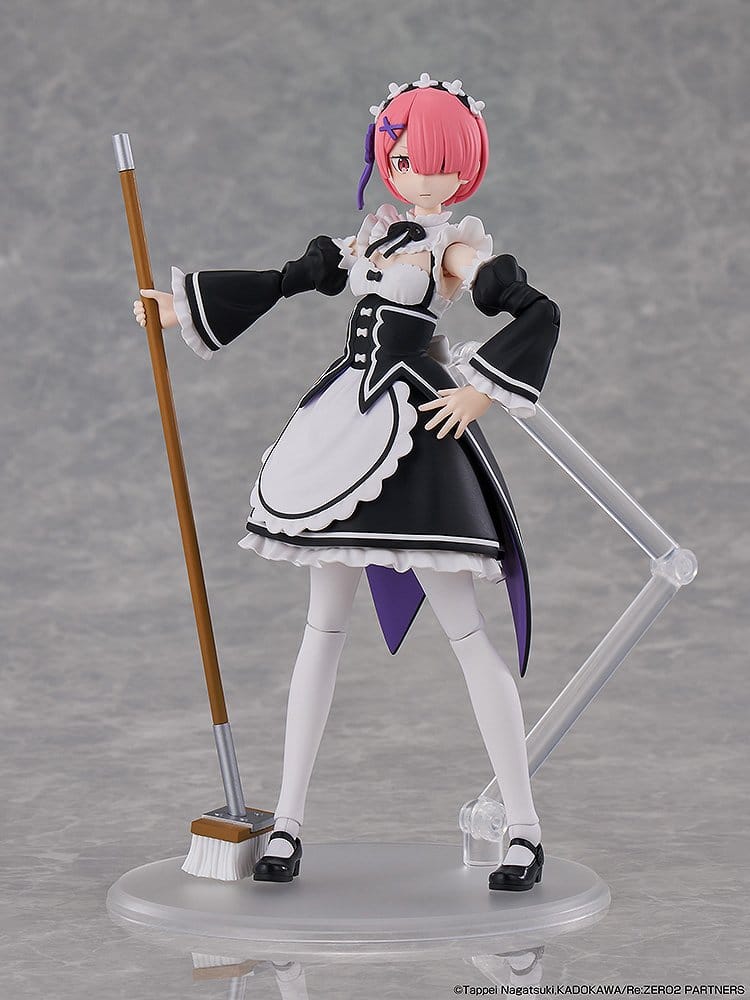 PREORDINE+ 09/2026 Re:ZERO -Starting Life in Another World- Kadokawa Plastic Model Series Plastic Model Kit Ram DX Ver. 16 cm