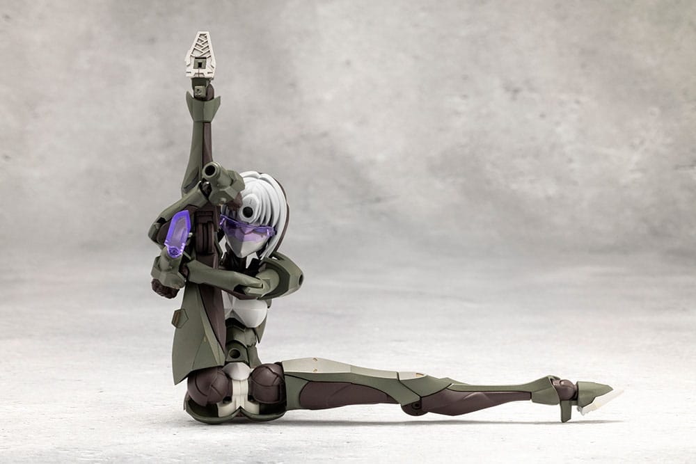 PREORDINE ESAURITO Megalomaria Unlimited Universe Model Kit Penetrator 16 cm