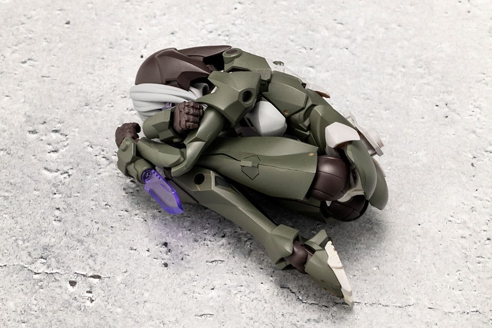 PREORDINE ESAURITO Megalomaria Unlimited Universe Model Kit Penetrator 16 cm
