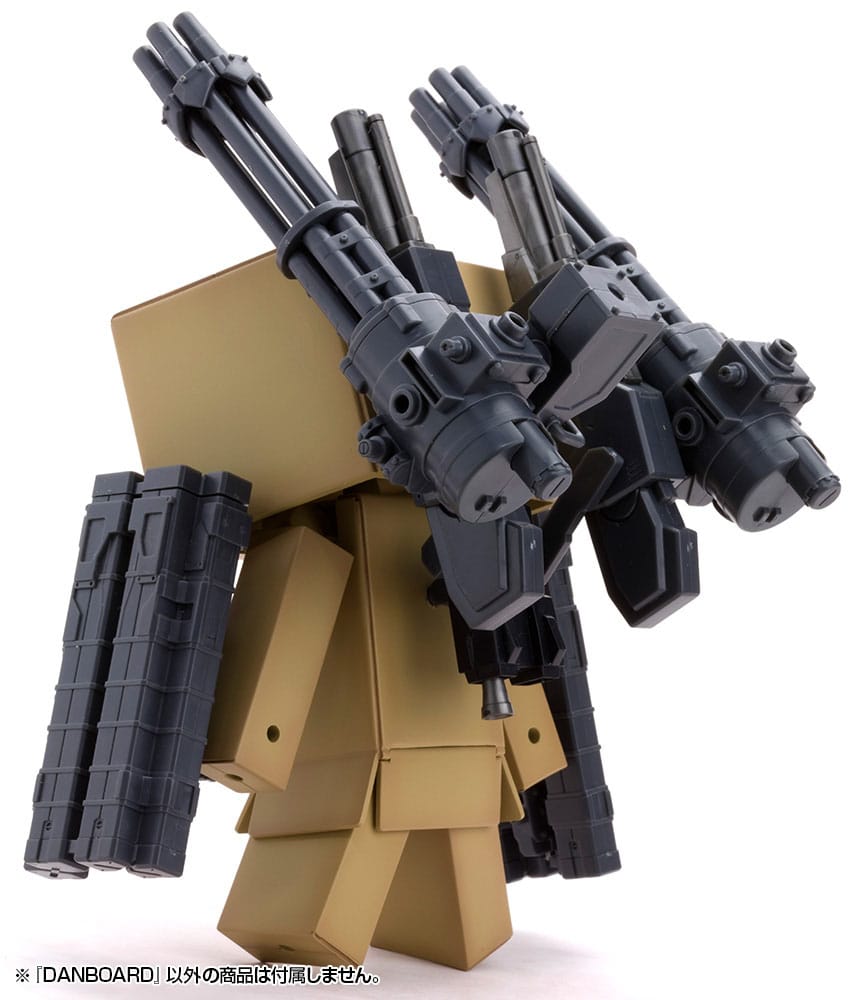 SU ORDINAZIONE Yotsubato! Plastic Model Kit Danboard 13 cm