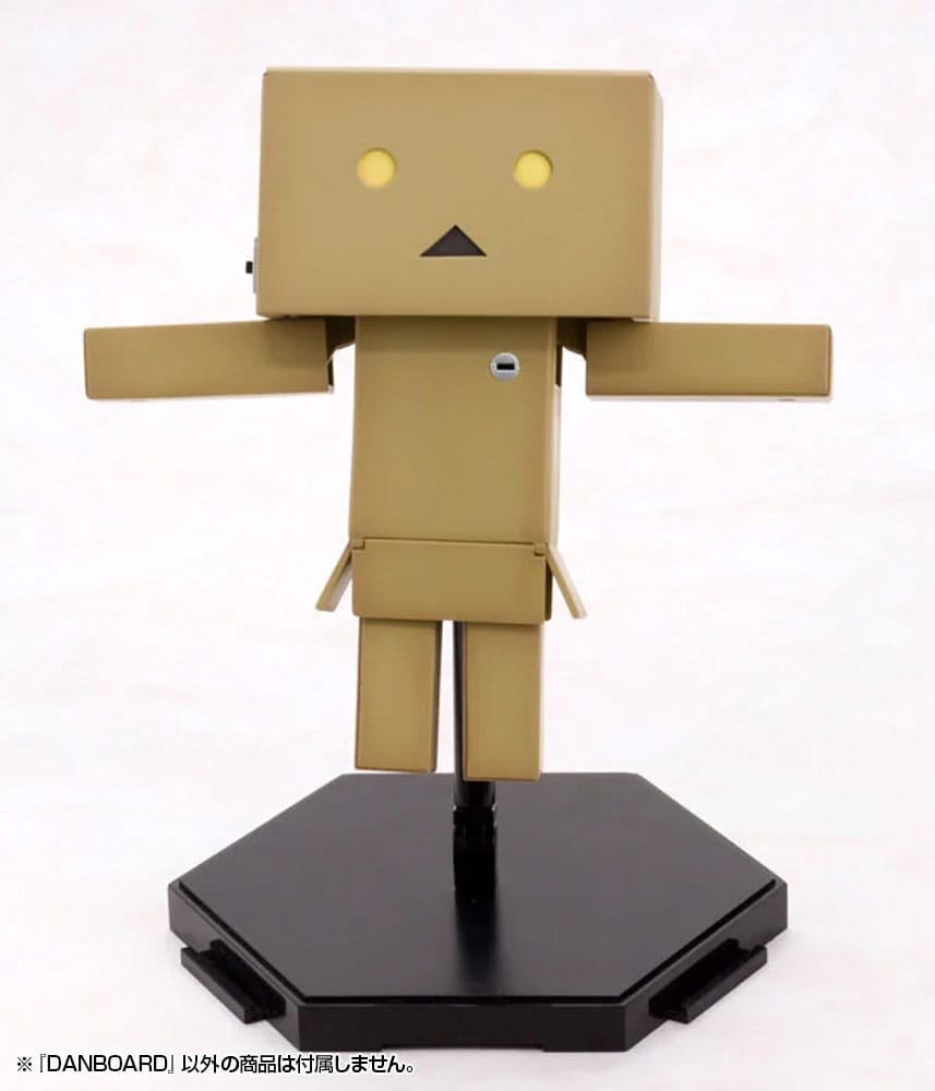 SU ORDINAZIONE Yotsubato! Plastic Model Kit Danboard 13 cm