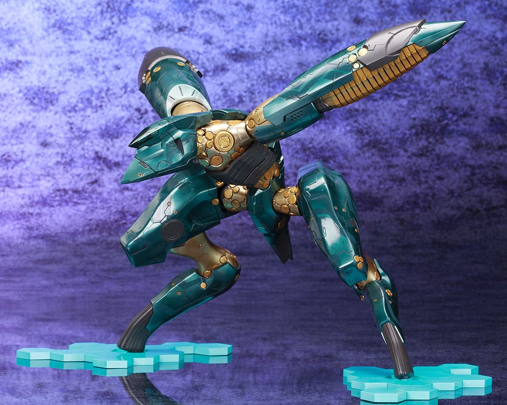 PREORDINE+ 04/2026 Metal Gear Solid 4 Plastic Model Kit 1/100 Metal Gear Ray 21 cm