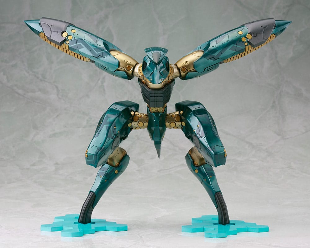 PREORDINE+ 04/2026 Metal Gear Solid 4 Plastic Model Kit 1/100 Metal Gear Ray 21 cm