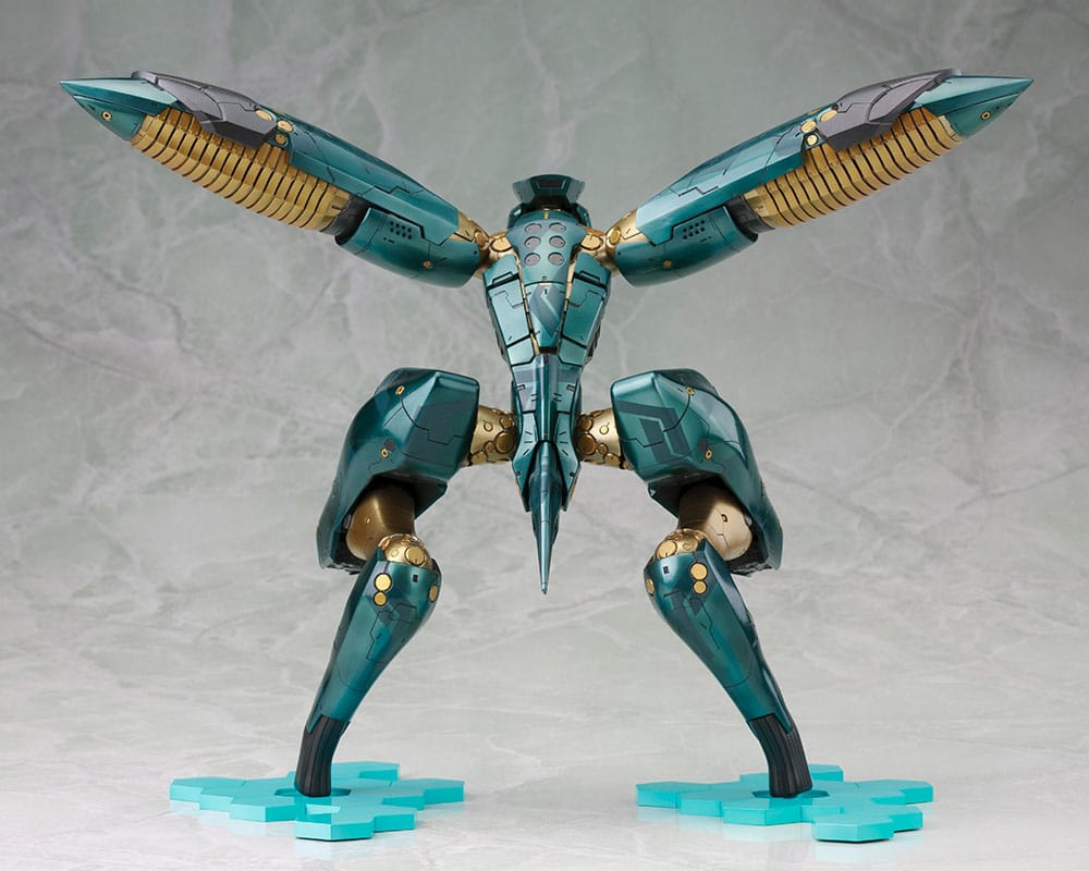 PREORDINE+ 04/2026 Metal Gear Solid 4 Plastic Model Kit 1/100 Metal Gear Ray 21 cm