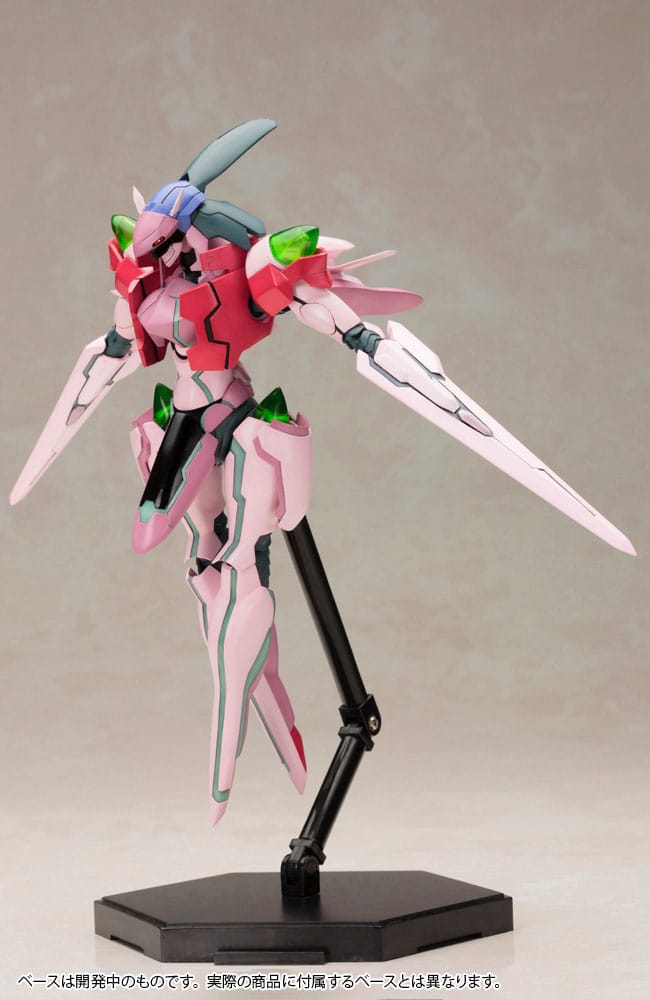 PREORDINE+ CHIUSO 02/2025 Zone of the Enders Plastic Model Kit Dolores 18 cm