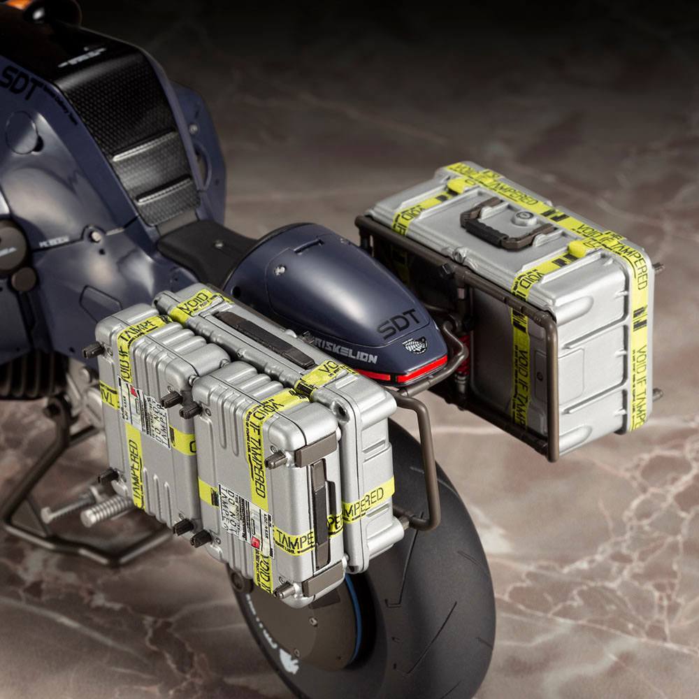 PREORDINE+ 04/2026 Death Stranding Plastic Model Kit 1/12 Reverse Trike 20 cm