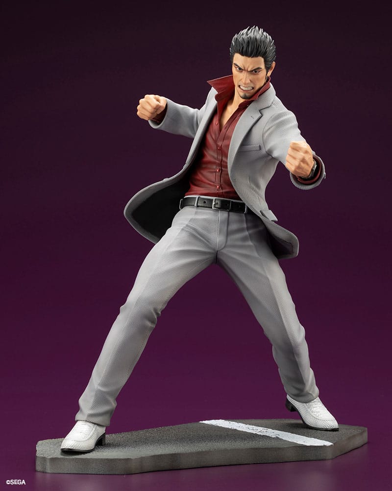 PREORDINE+ 01/2026 Like a Dragon PVC Statue 1/6 Kazuma Kiryu 29 cm