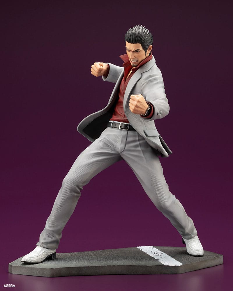 PREORDINE+ 01/2026 Like a Dragon PVC Statue 1/6 Kazuma Kiryu 29 cm