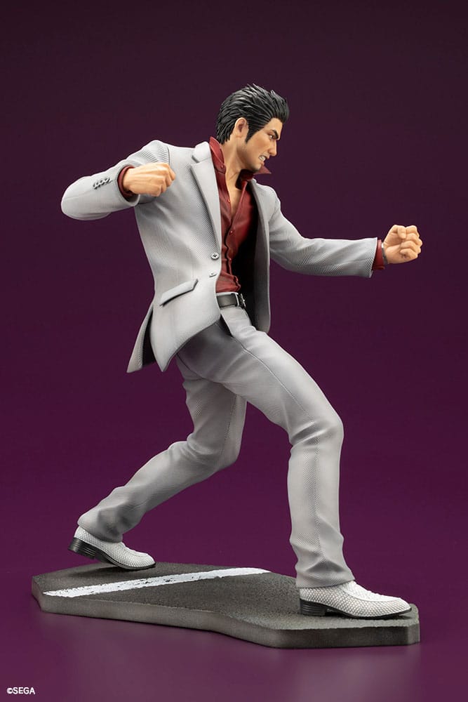 PREORDINE+ 01/2026 Like a Dragon PVC Statue 1/6 Kazuma Kiryu 29 cm