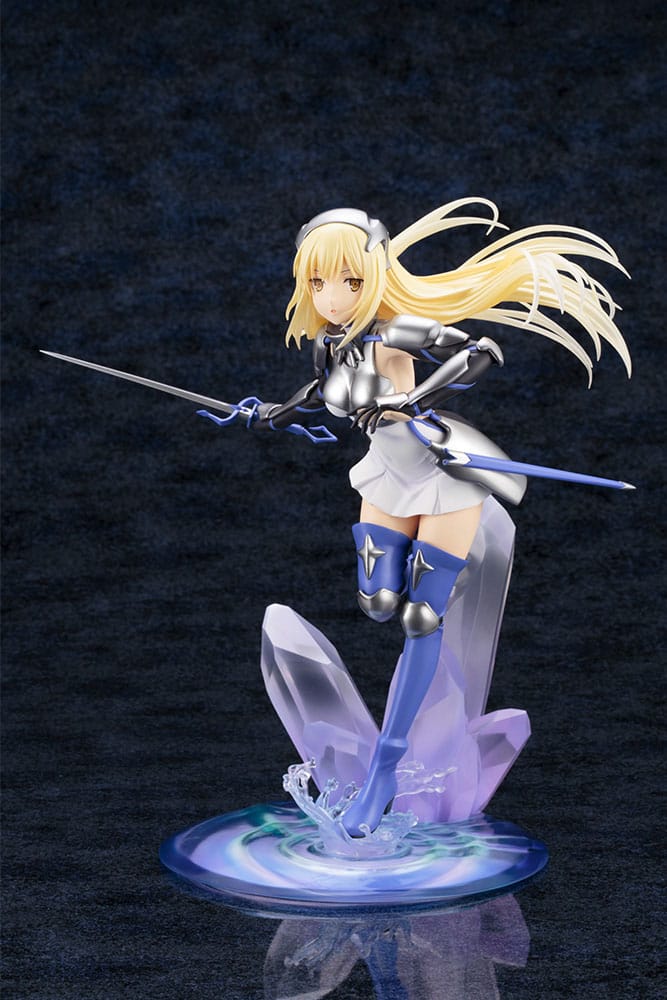 PREORDINE+ 11/2025 Sword Oratoria: Is it Wrong to Try to Pick Up Girls in a Dungeon? On the Side PVC Statue 1/7 Ais Wallenstein 24 cm