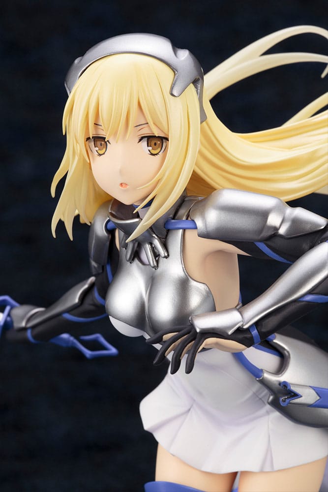 PREORDINE+ 11/2025 Sword Oratoria: Is it Wrong to Try to Pick Up Girls in a Dungeon? On the Side PVC Statue 1/7 Ais Wallenstein 24 cm