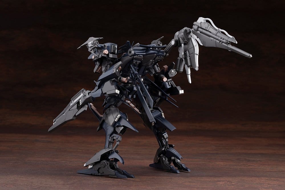 PREORDINE+ 09/2026 Armored Core V Plastic Model Kit 1/72 Rayleonard 03-AALIYAH Orlea 15 cm