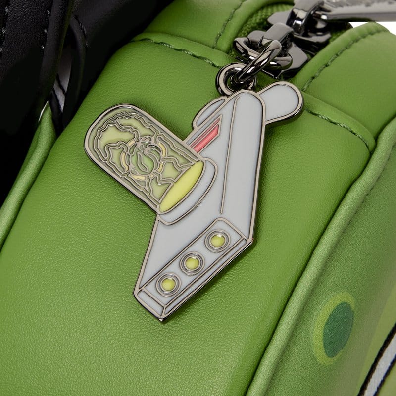 🧪 LAB | SU ORDINAZIONE Rick and Morty by Loungefly Sling Bag Pickle Rick