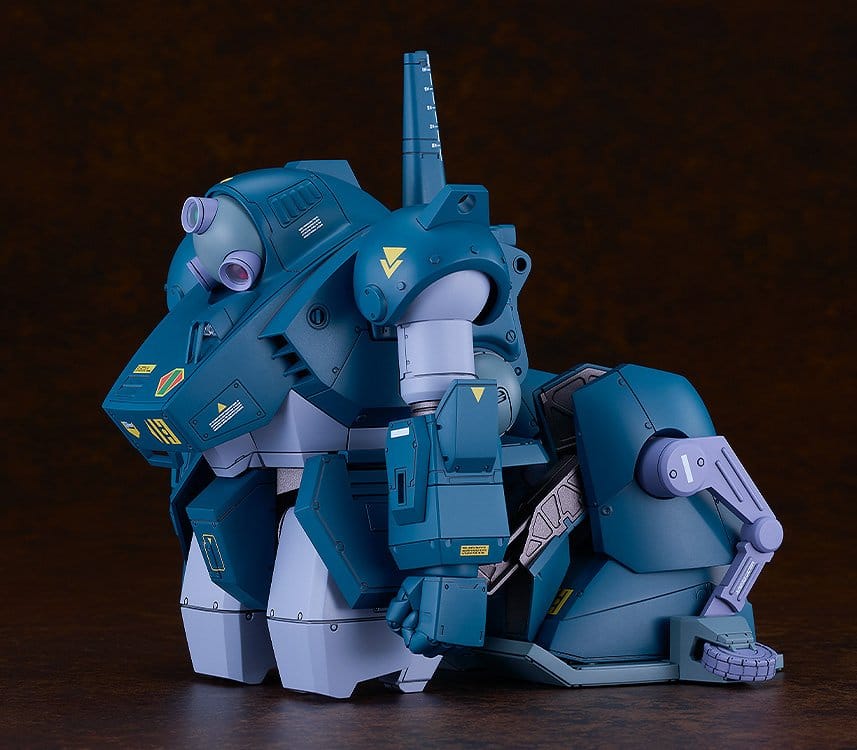 PREORDINE+ 06/2027 Armored Trooper Votoms Plamax Plastic Model Kit 1/24 SV-05 ATH-06-WP Diving Beetle 19 cm